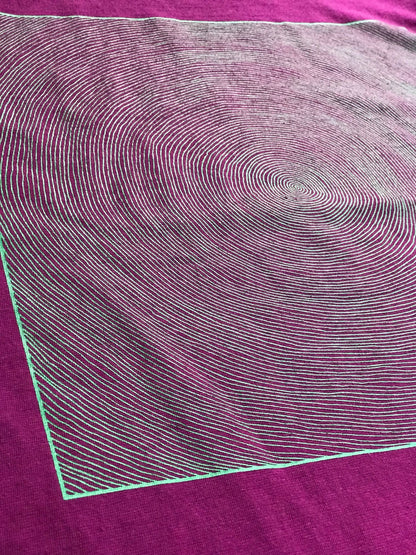 ONE LINE SWIRL TEE / STRANGE PURPLE