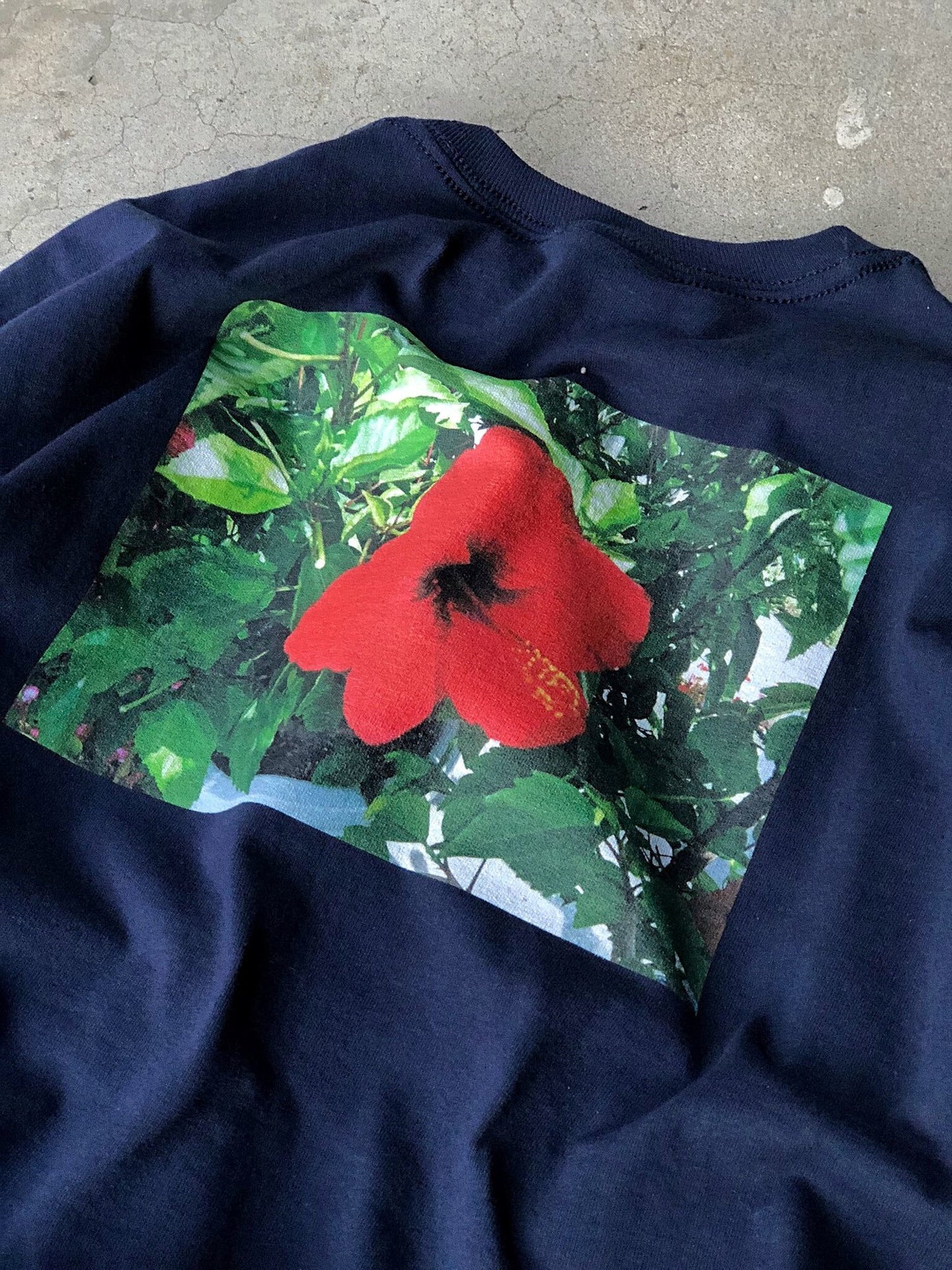 LOOK.73 / HIBISCUS LONG TEE / NAVY