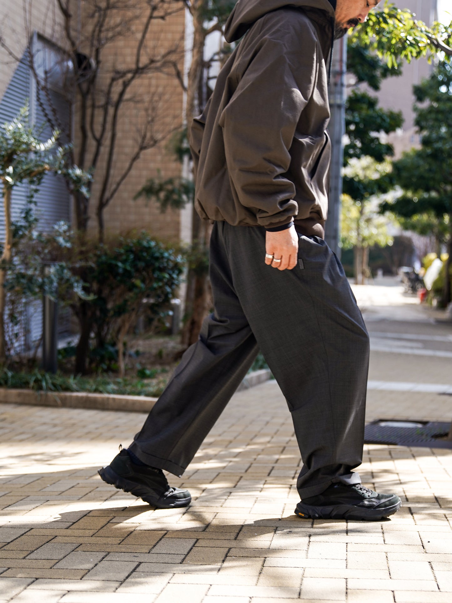 TWO TUCK S WOOL PANTS / Charcoal