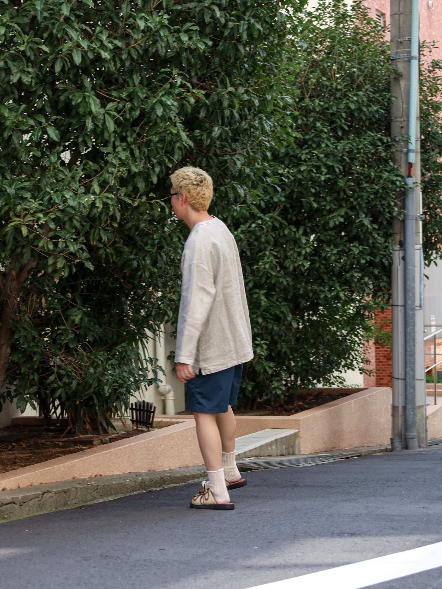 "fulton × CRANK PROJECTS" ハードリネンキャンバスファットシャツ / サンド