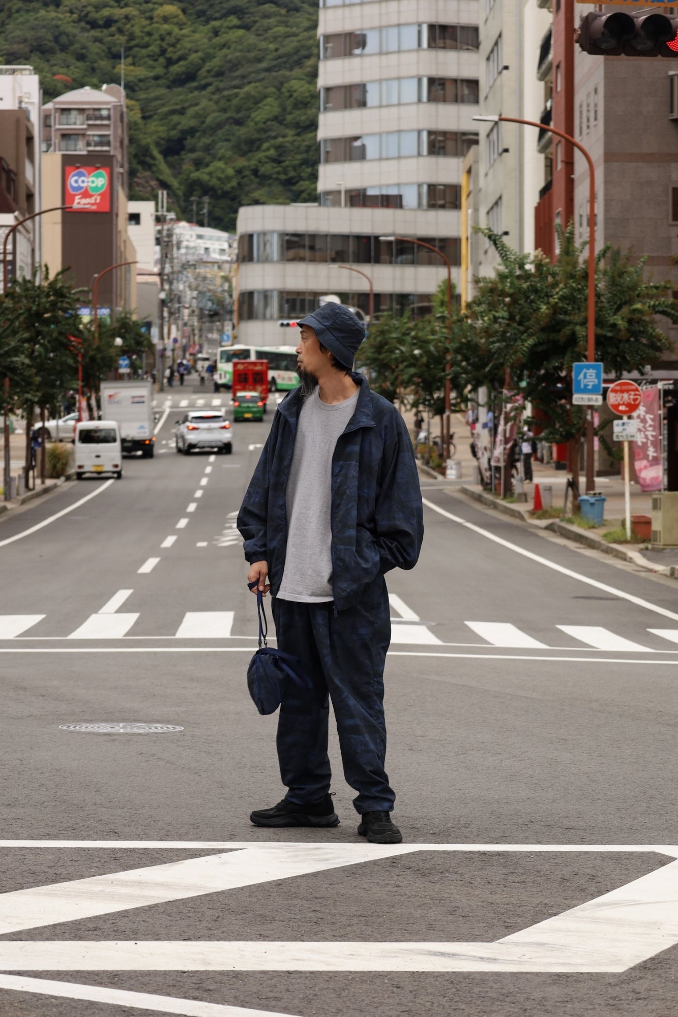 WINDBREAKER JACKET (REAL TREE CAMO) / Navy tree camo