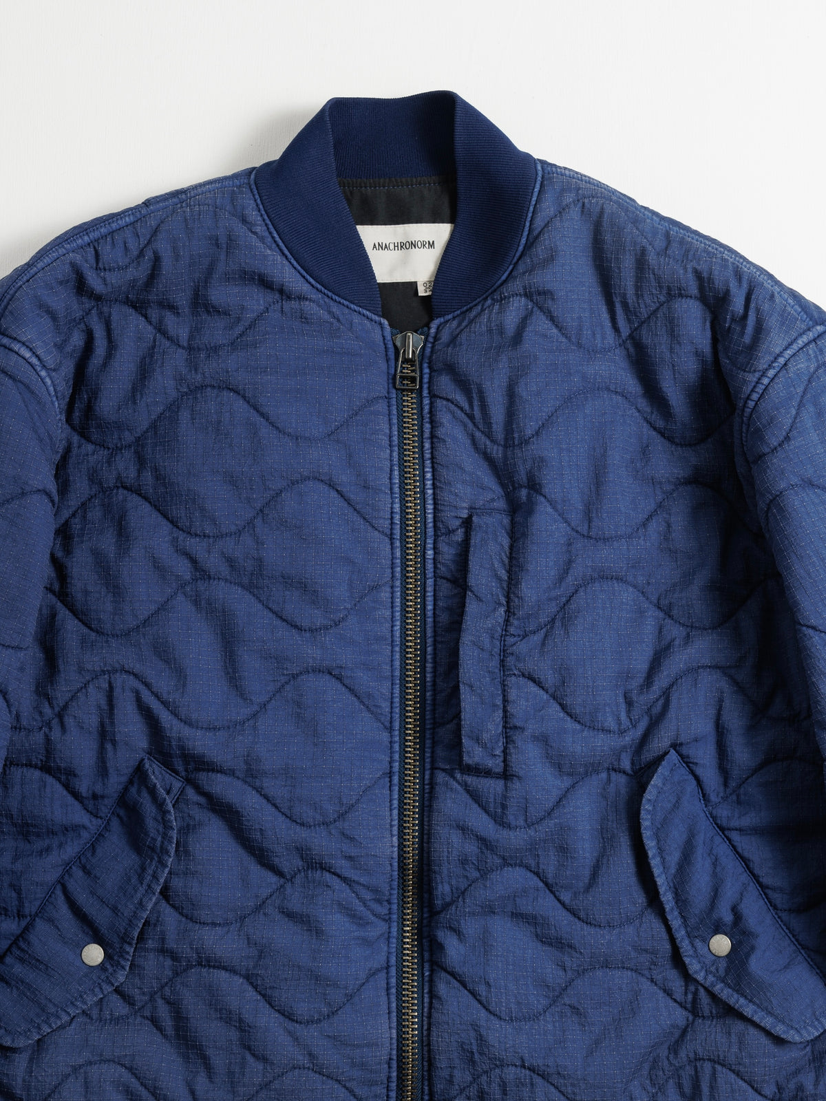 NYLON QUILTING BOMBER JACKET / Blue