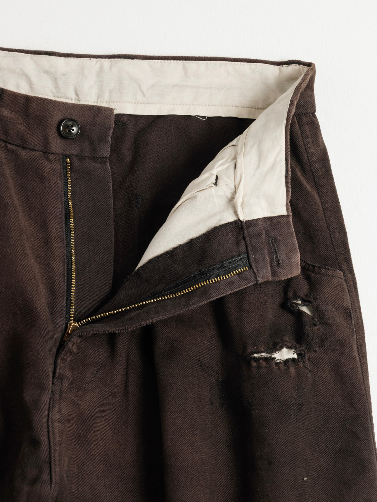 KERSEY TUCK WIDE PANTS / Brown