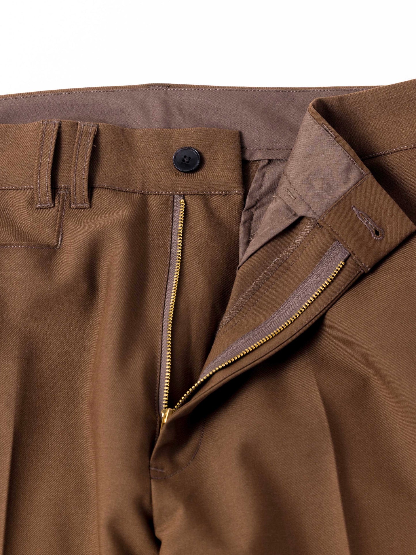 CENTER PRESS L POCKET SLACKS / Brown