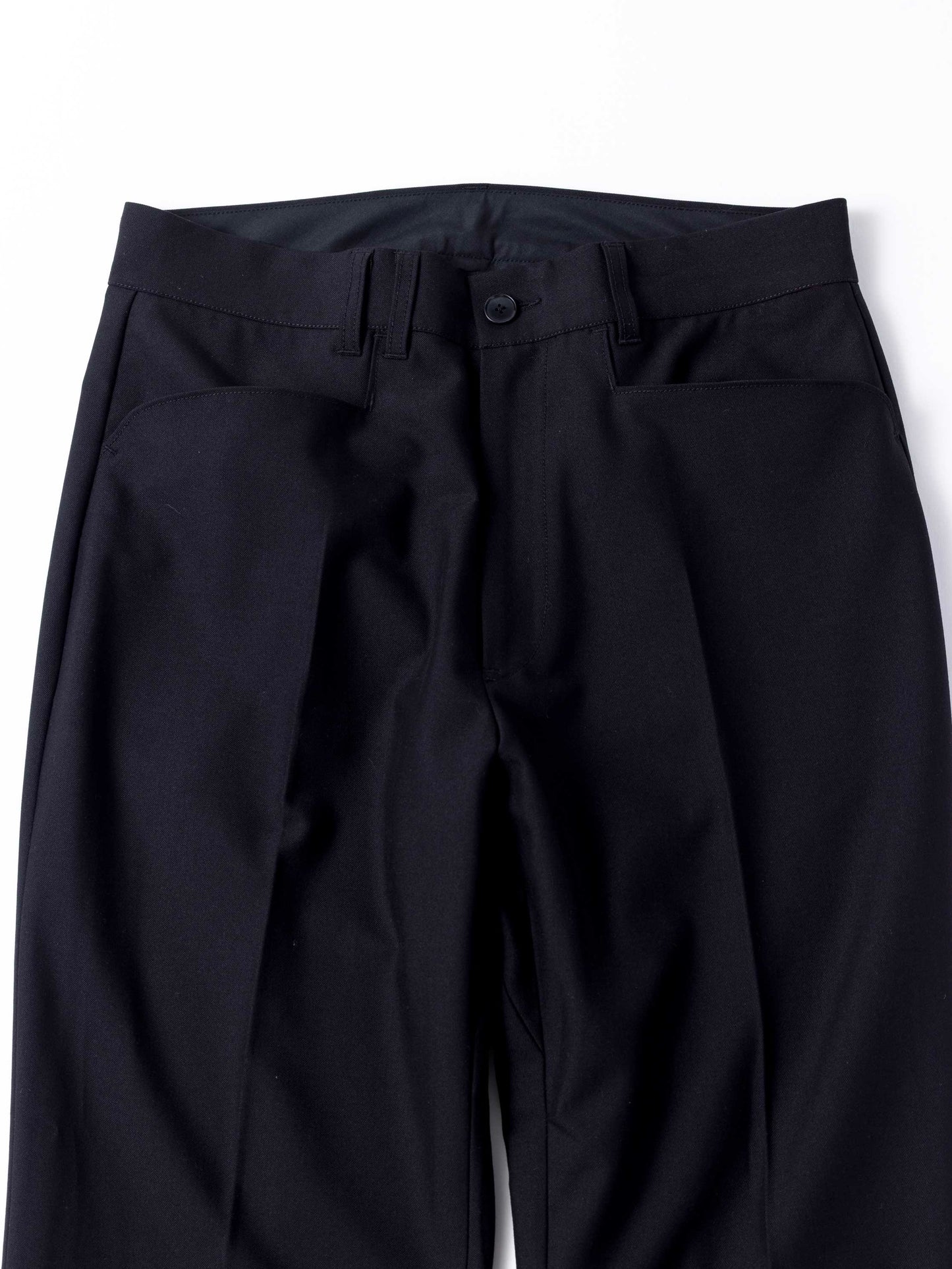 CENTER PRESS L POCKET SLACKS / Black