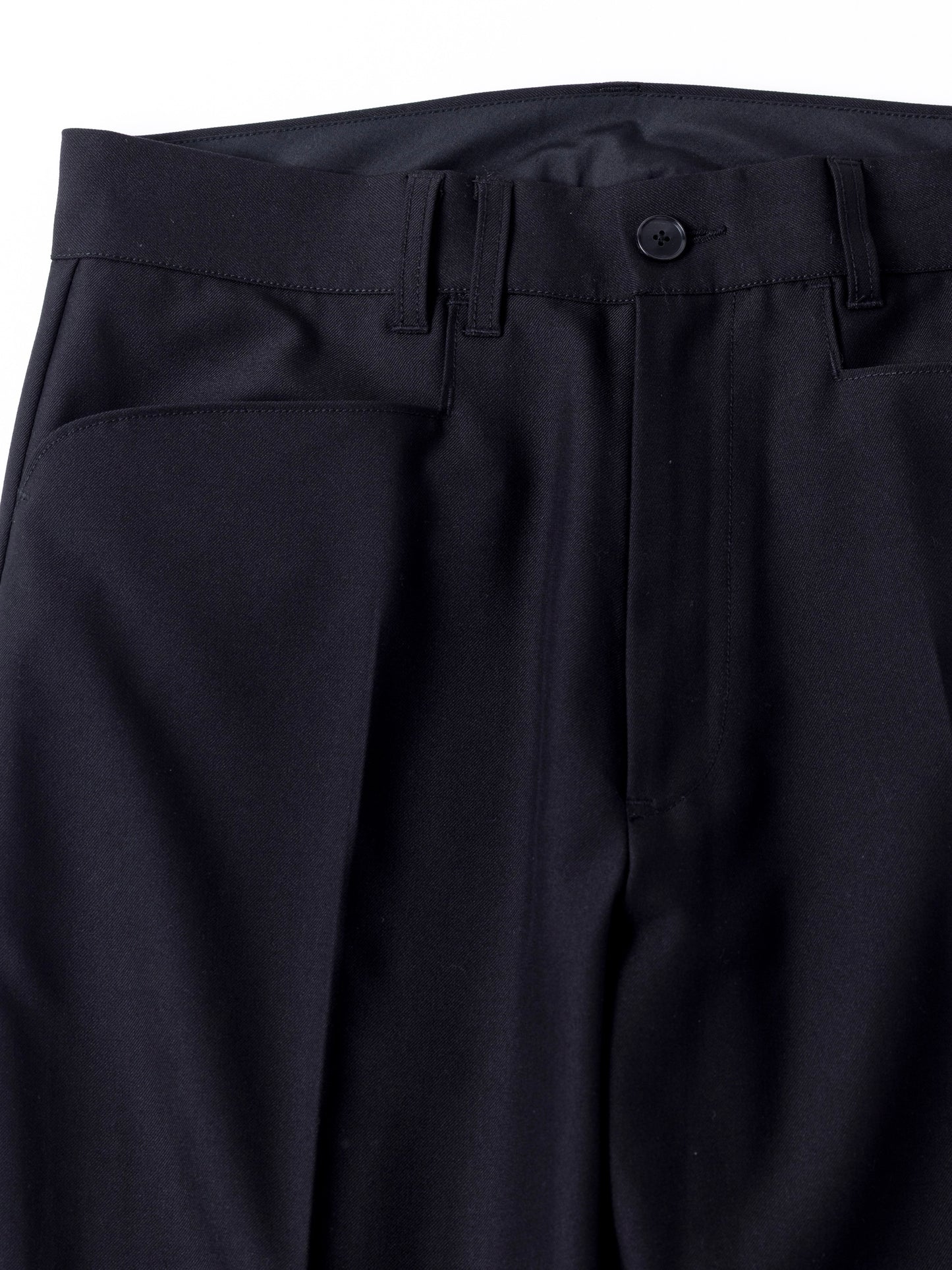 CENTER PRESS L POCKET SLACKS / Black