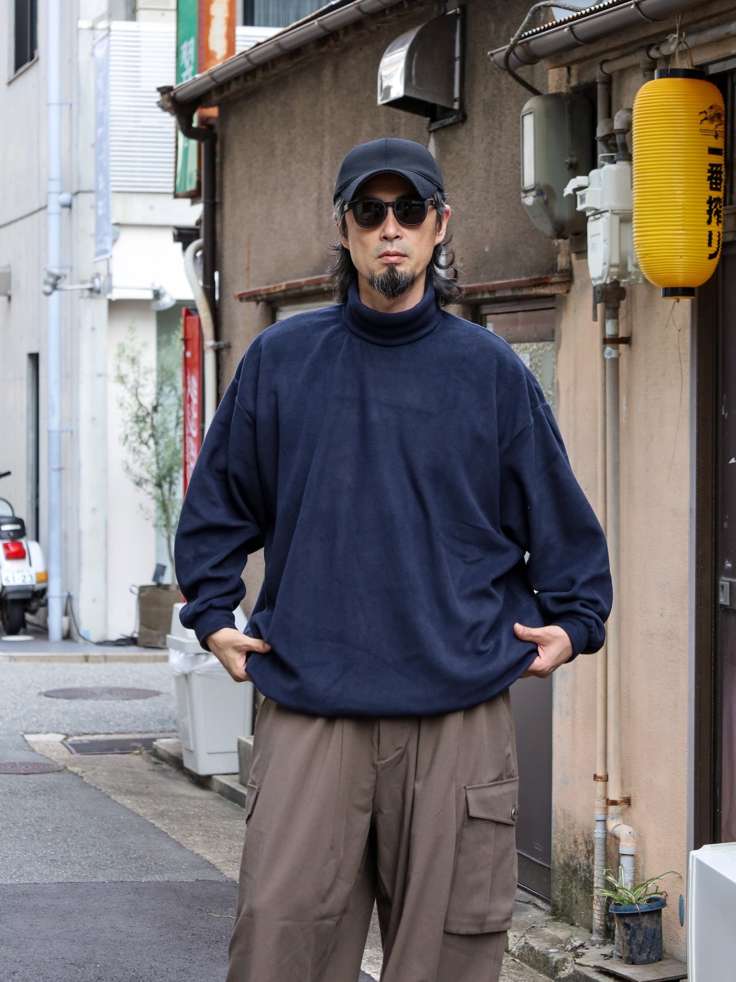TURTLE FLEECE LS TEE / Navy