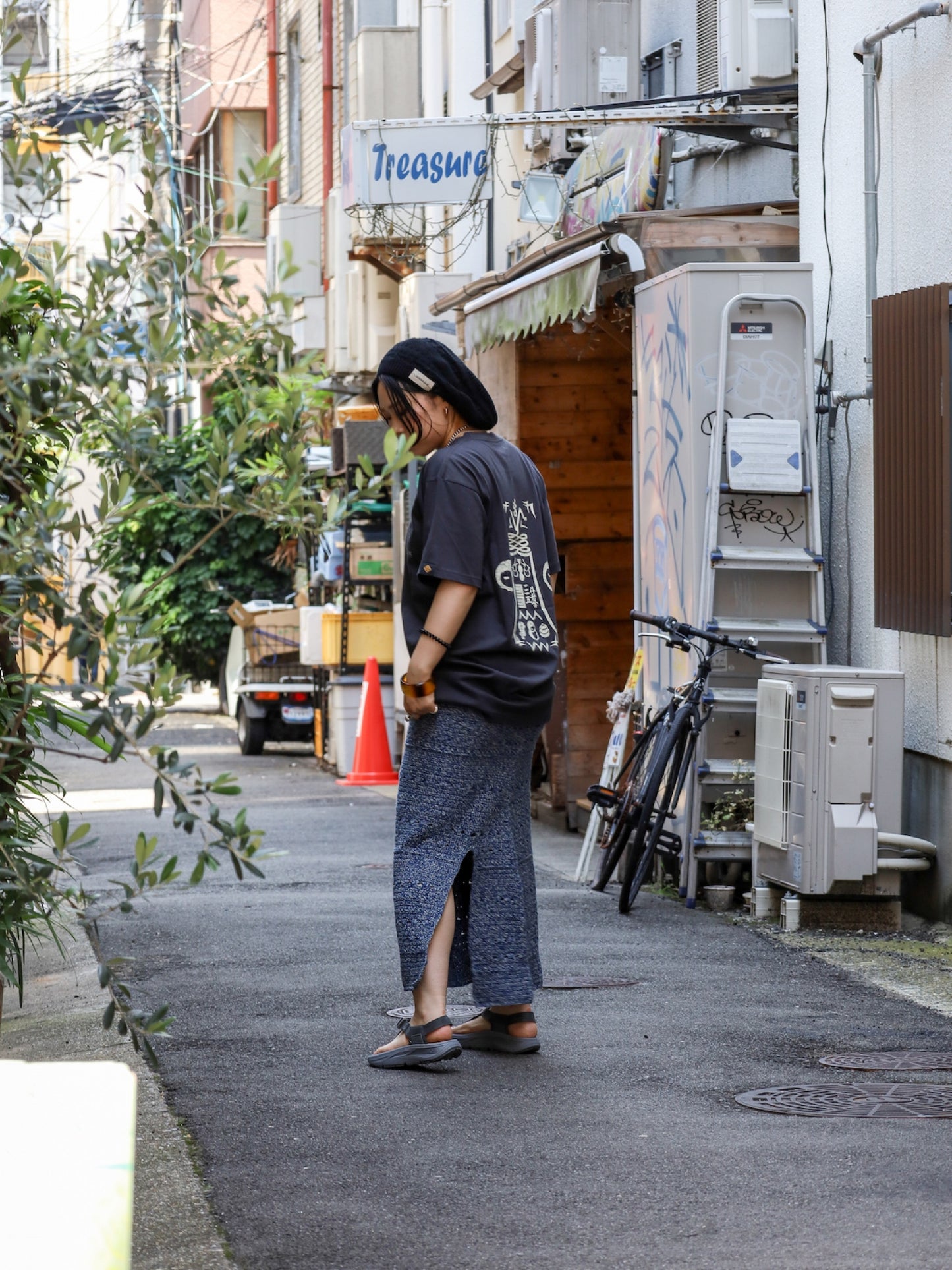 REVOOMAX TEEEE / Sumi