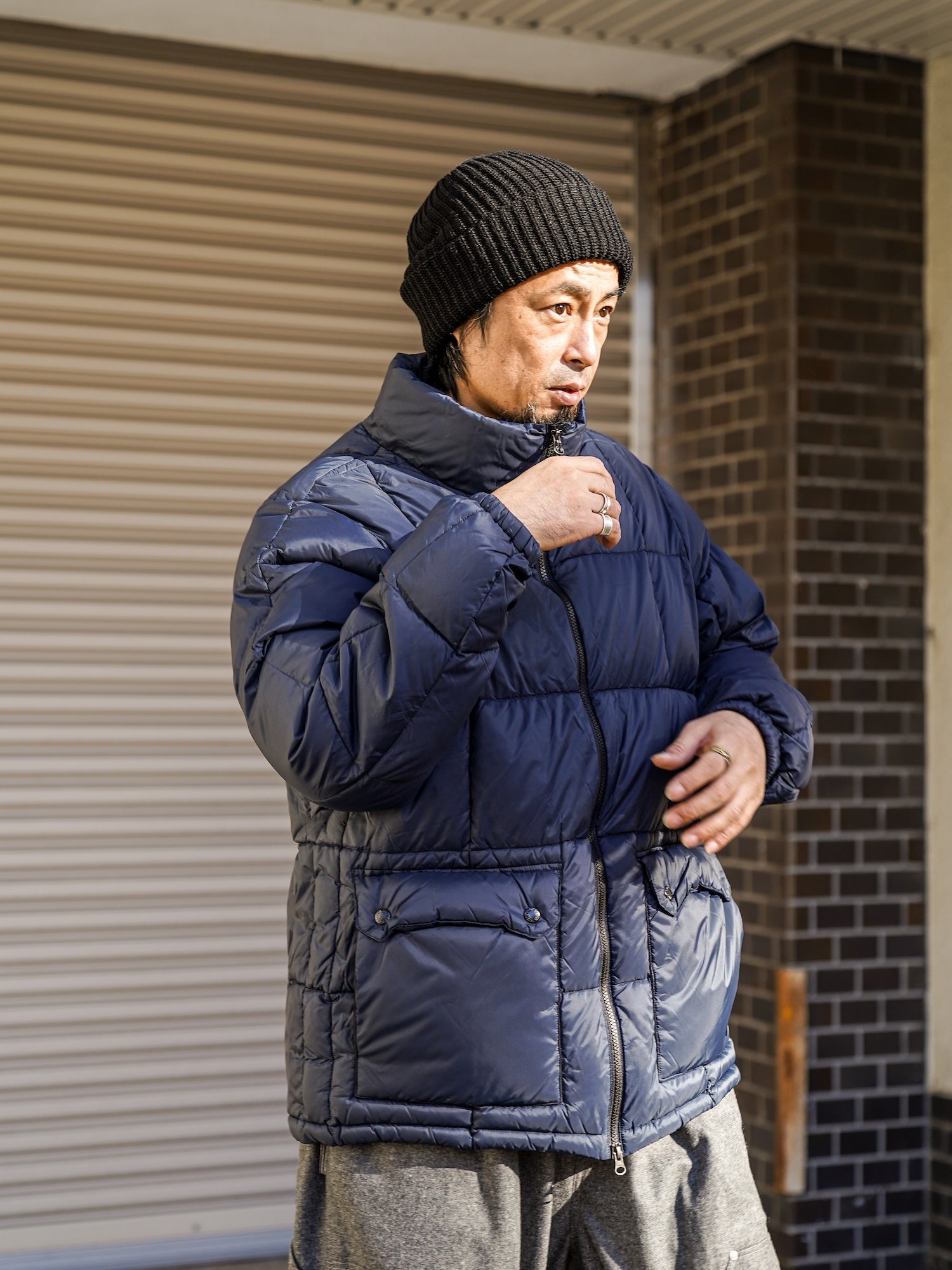 MOUNTAIN PACKABLE VOLUME DOWN JACKET / Dark navy – FLATBUSH