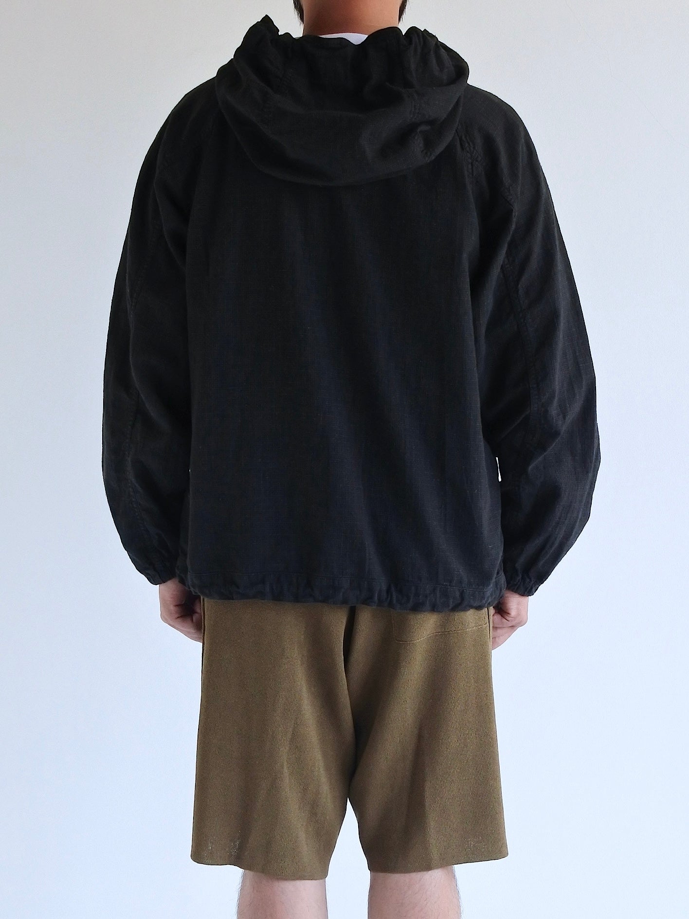 UTILITY ANORAK PULLOVER / Black