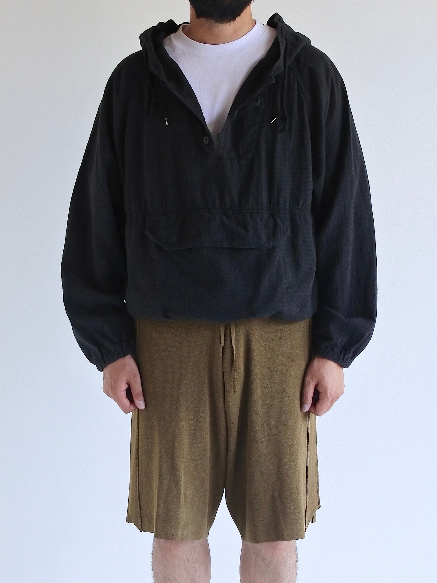 UTILITY ANORAK PULLOVER / Black