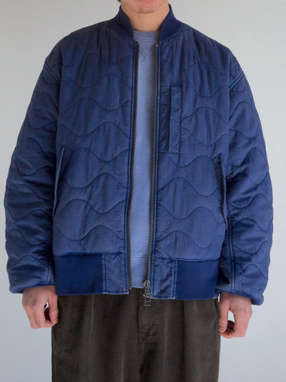 NYLON QUILTING BOMBER JACKET / Blue