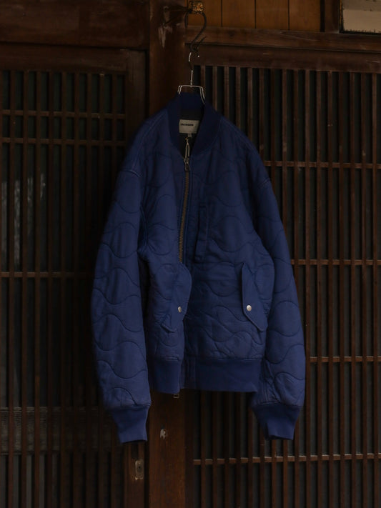 NYLON QUILTING BOMBER JACKET / Blue