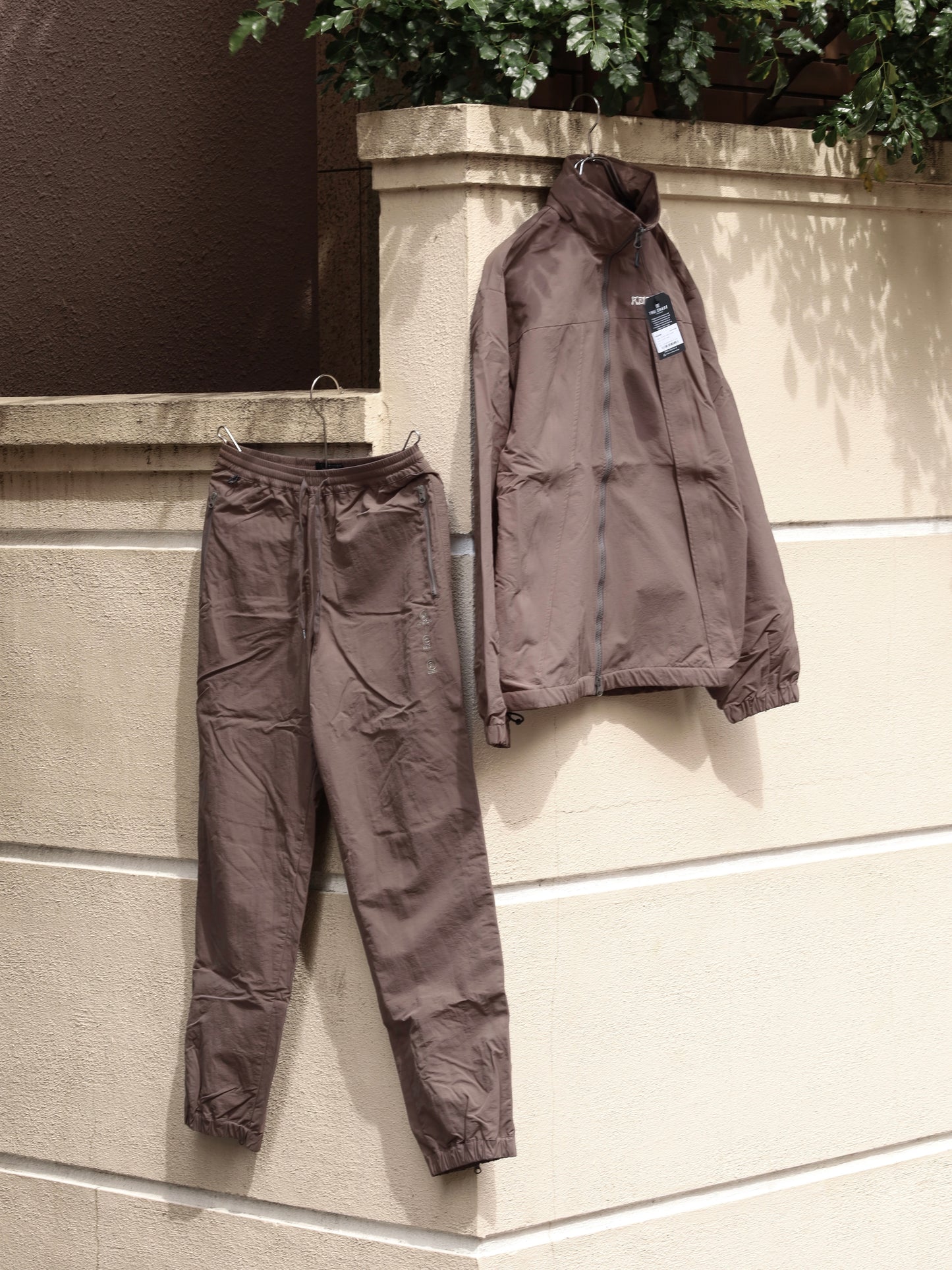 DECON WIND JACKET / Dusty Army