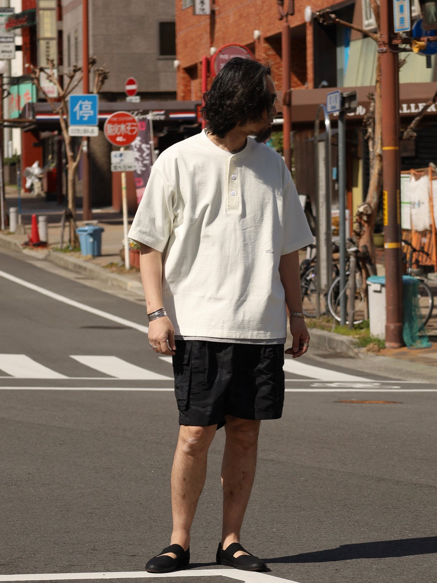 CAMO BAGGY CARGO SHORTS / Black Camo