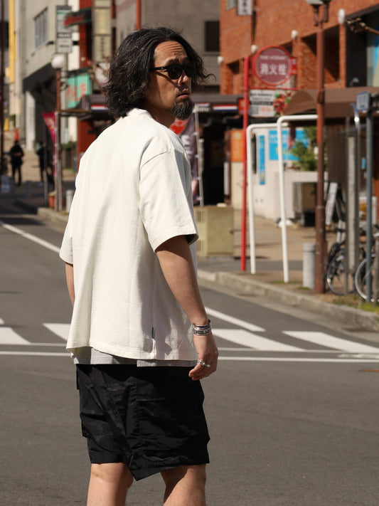 HENRY NECK SS TEE / White