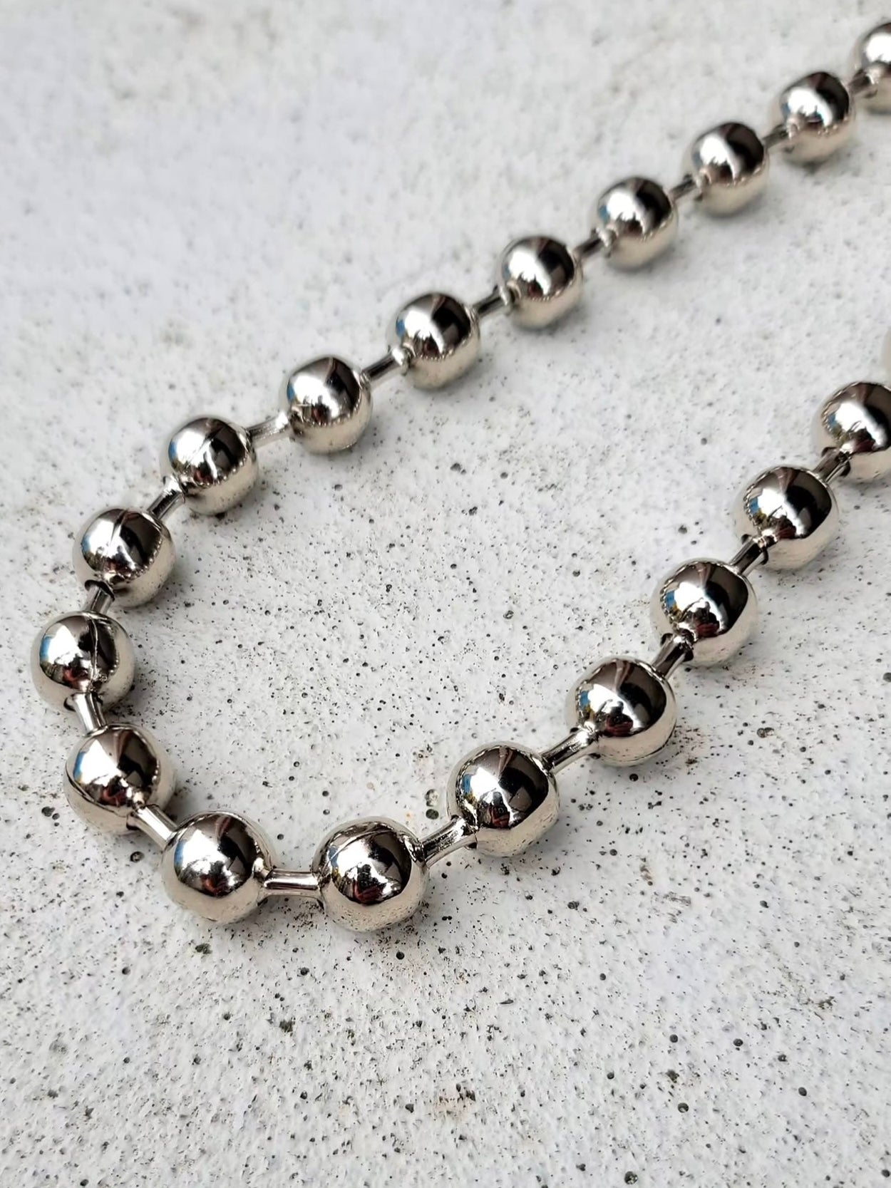 BIG BALL CHAIN