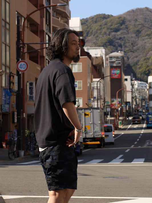 HENRY NECK SS TEE / Black