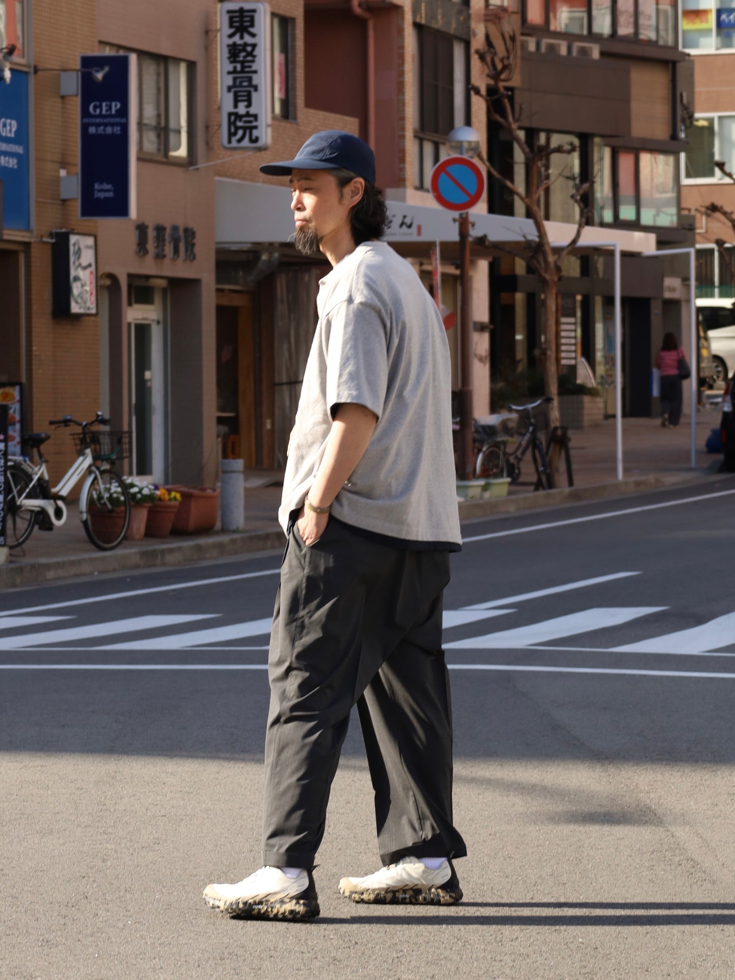 HENRY NECK SS TEE / Grey M