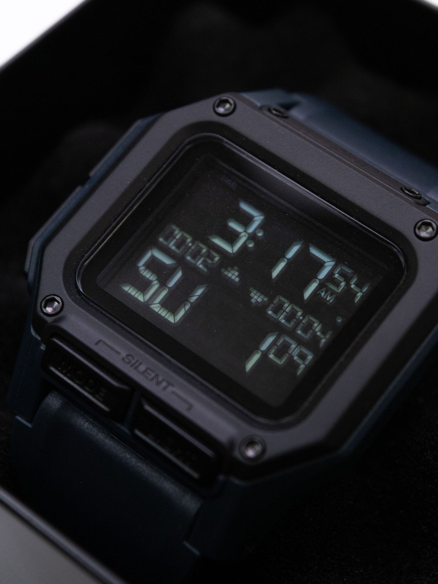 REGULUS / Dark slate