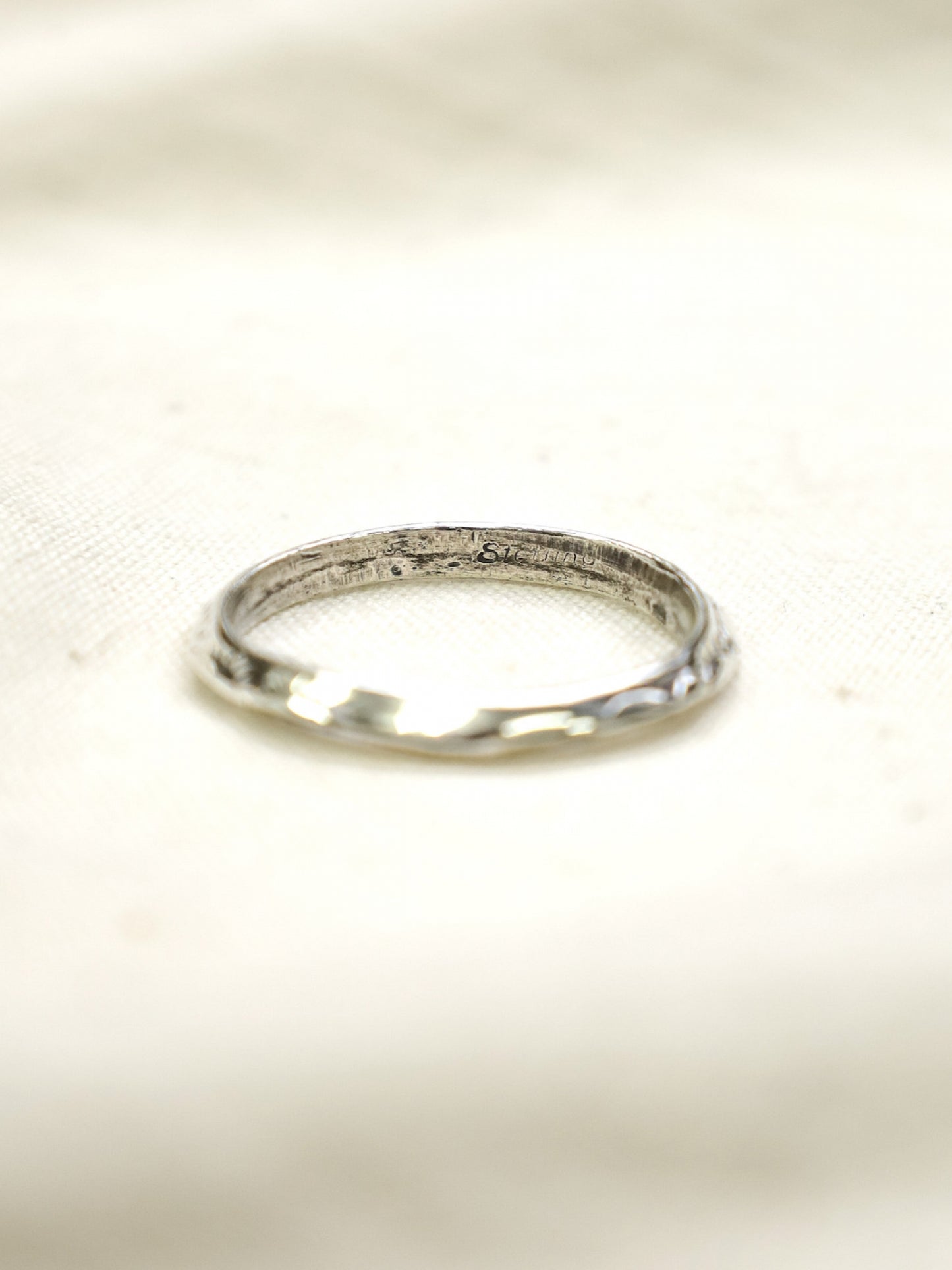 NAVAJO RING / Narrow