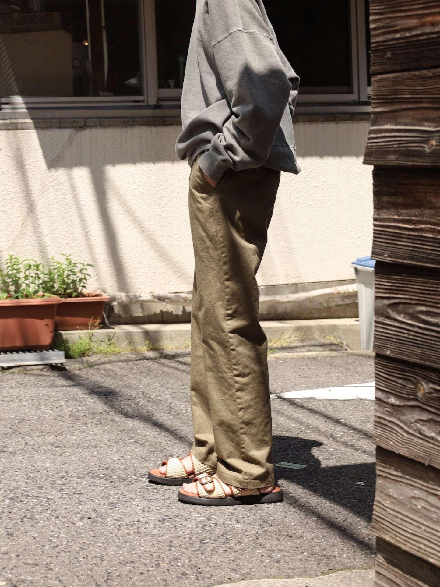 コードチノパンツ / サンドカーキ