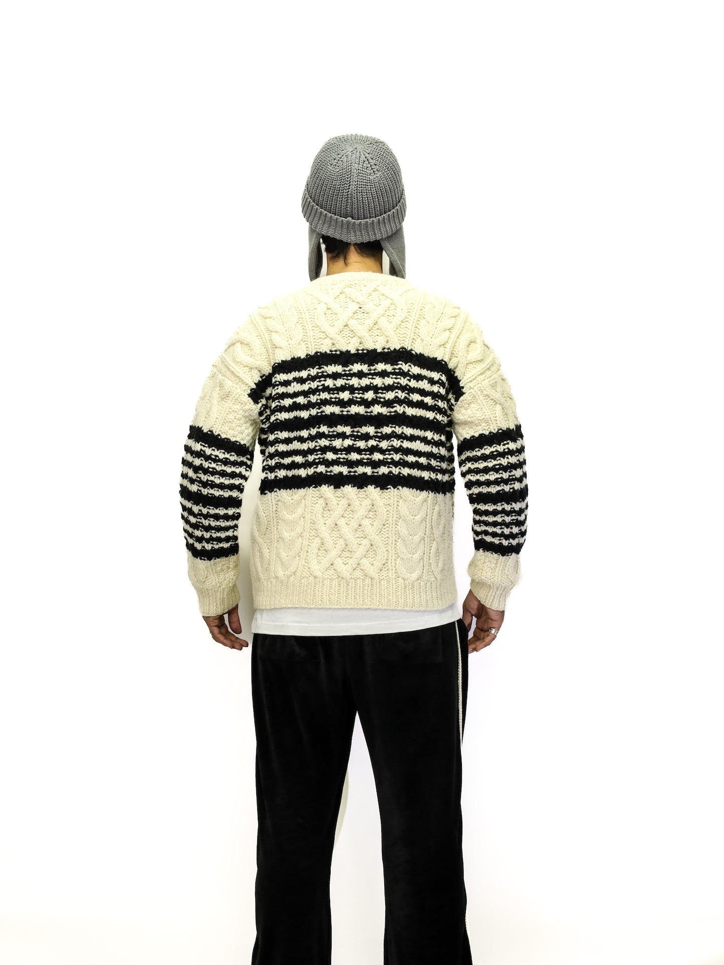 WATERMAN SWEATER / Off white/black