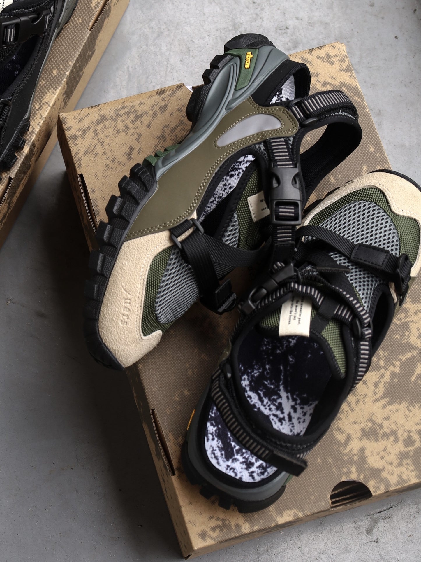 PARKLIFE / Beige/grn