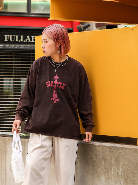 SPACE NEEDLE DAMAGED L/S T-S / Black
