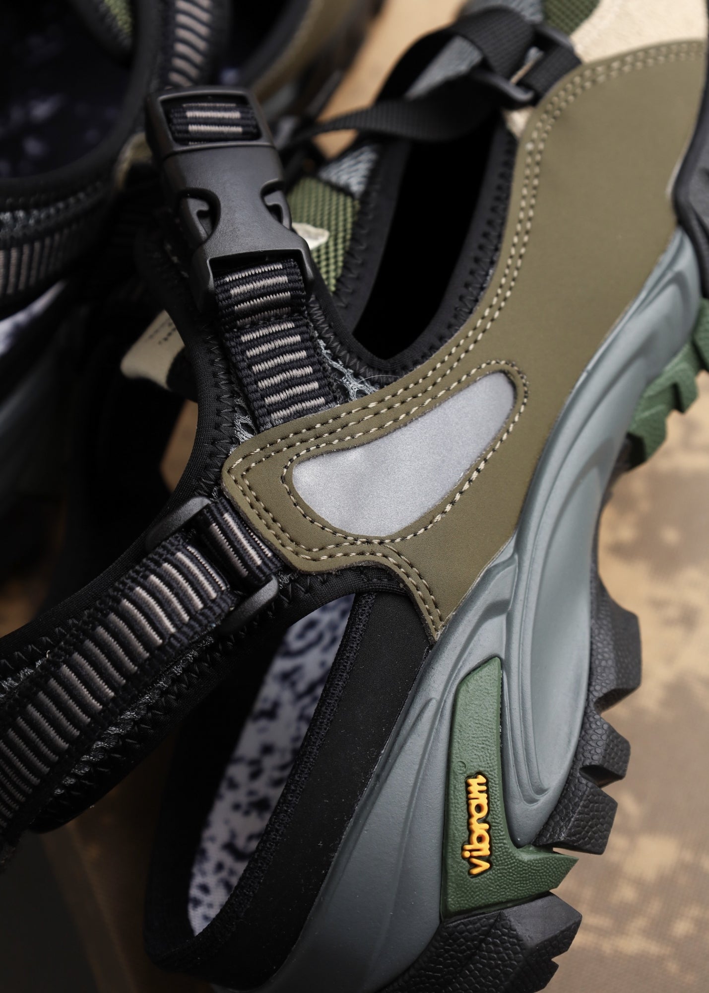 PARKLIFE / Beige/grn