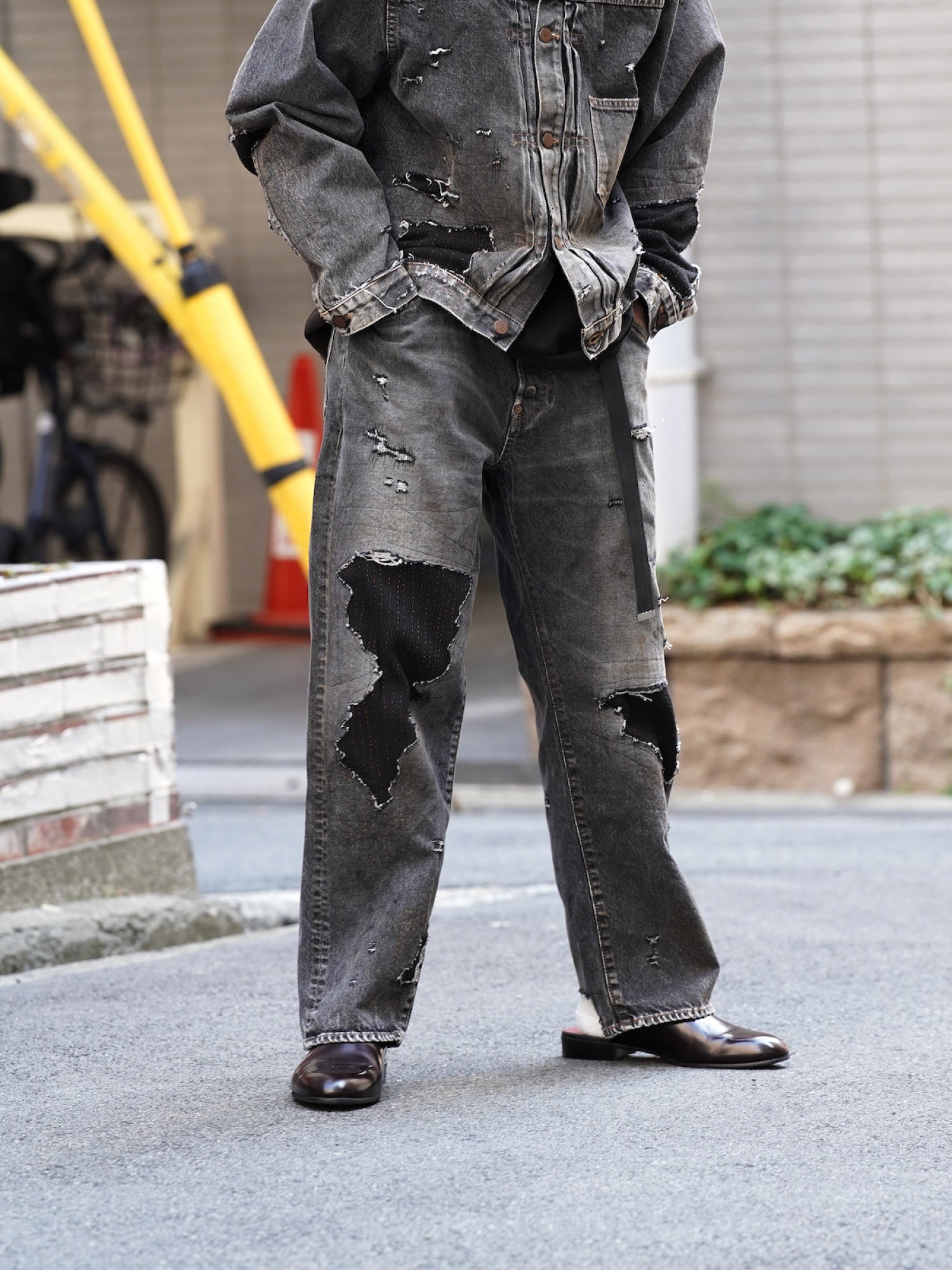 REGULAR TAPERED REMAKED 5P BLACK DENIM PANTS / Black(remake