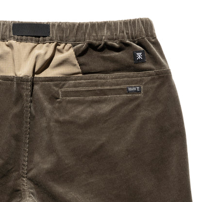 TRAVEL SHORTS CORDUROY / Dusty Army