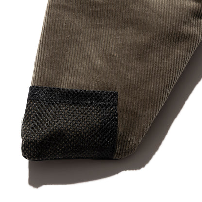 TRAVEL SHORTS CORDUROY / Dusty Army