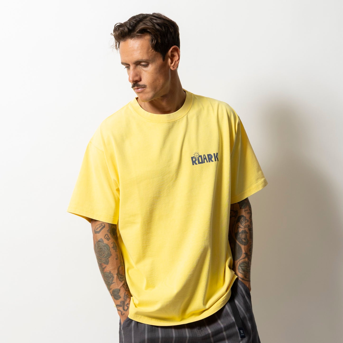 "CLOUD 9" WELL WORN TEE / Yellow