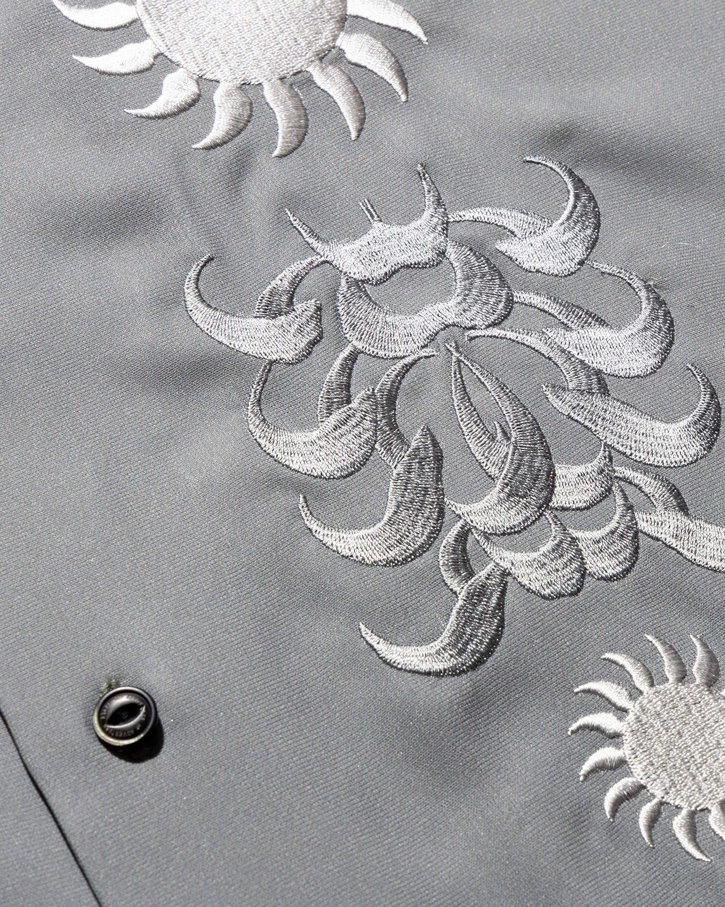 "PALM EMBROIDERY" GONZO S/S / Moon