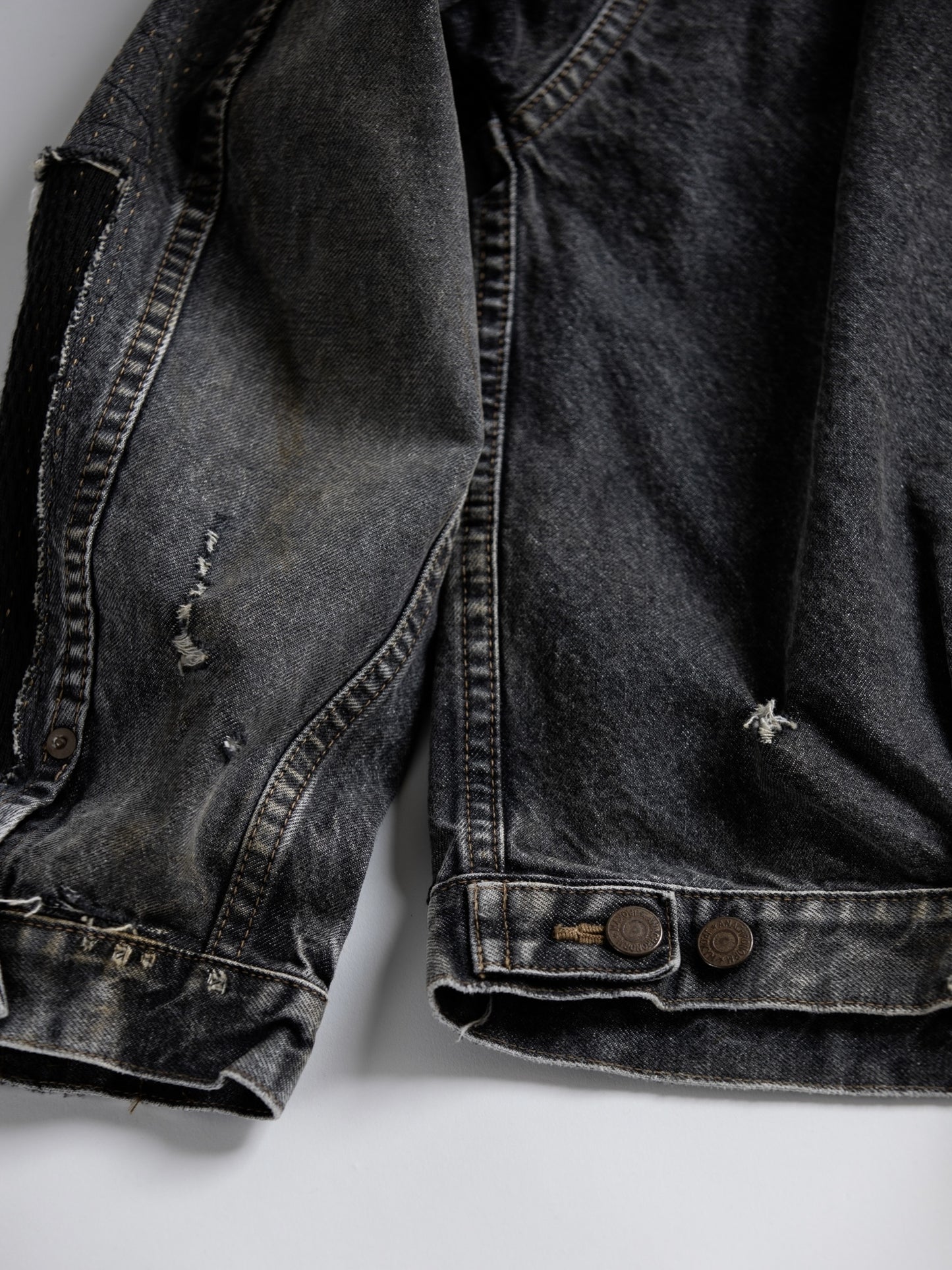 FRONT TUCK REMAKED BLACK DENIM JACKET / Black(remake)