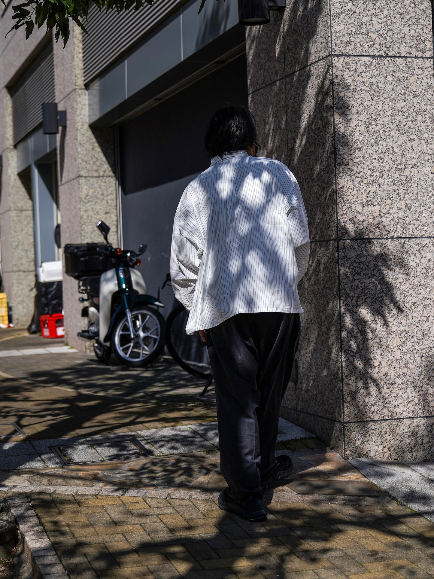 COTTON STRIPE SLIT SHIRT / White