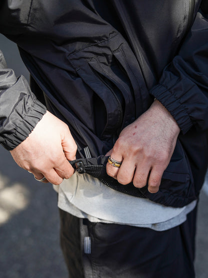 ZIP NYLON SPORTY JACKET / Black