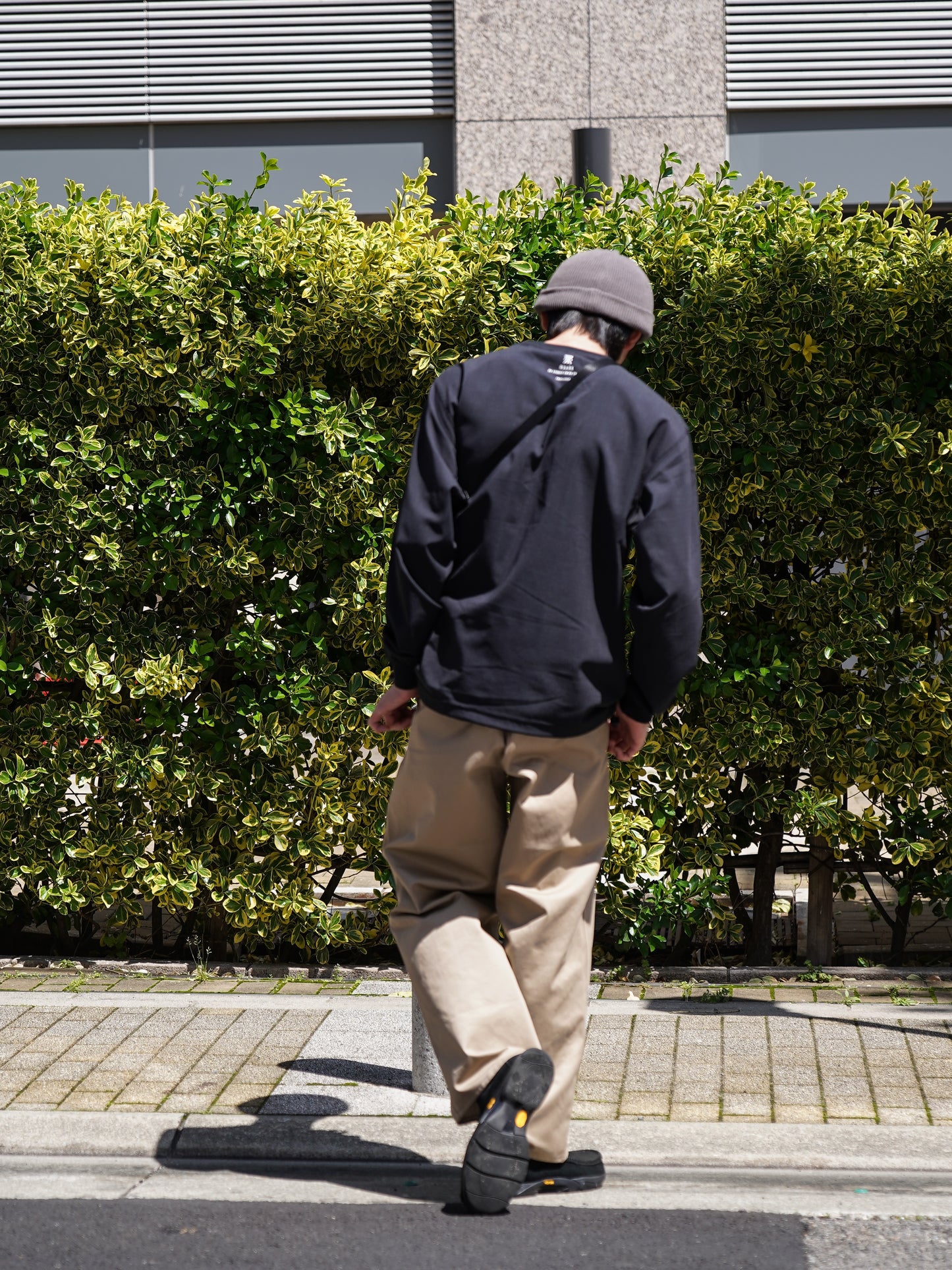 DELTA QD L/S CREW / Jet black