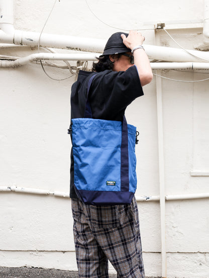 LIGHTWEIGHT CYLINDER TOTE WITH POCKET / 3colors