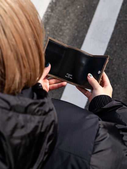 COMPACT WALLET / Etoupe/Greige