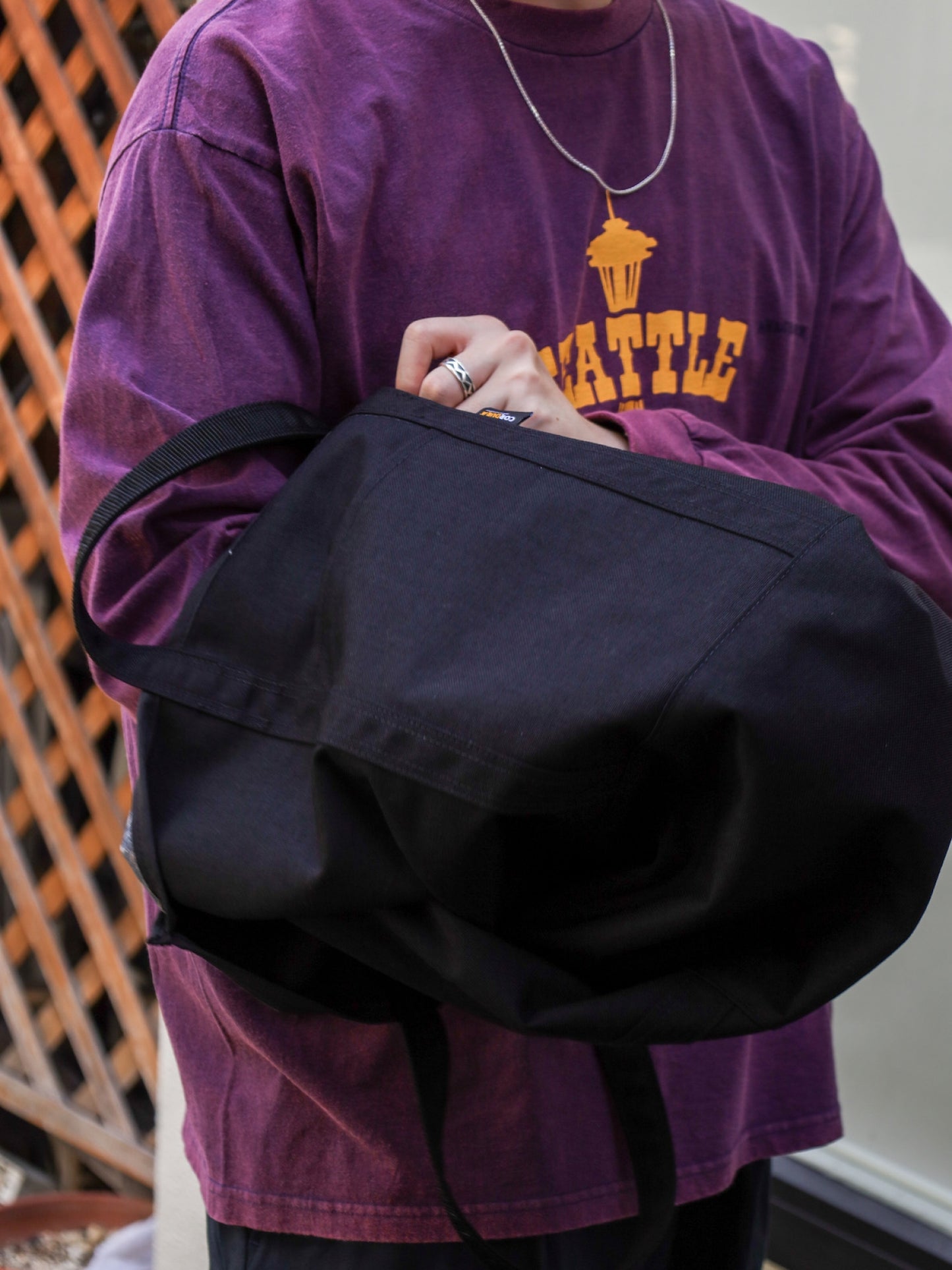 REVERSIBLE CAMP STEADY TOTE BAG / Black×indigo