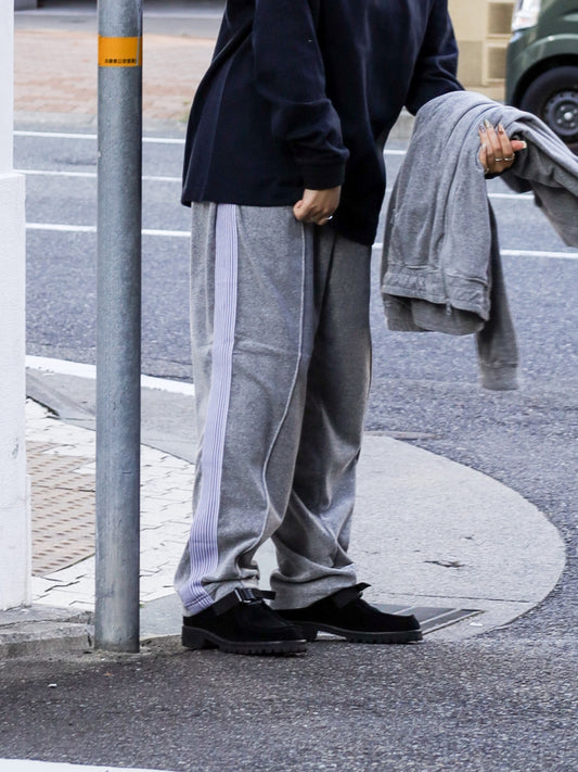 VELOUR TRACK PANTS / Grey