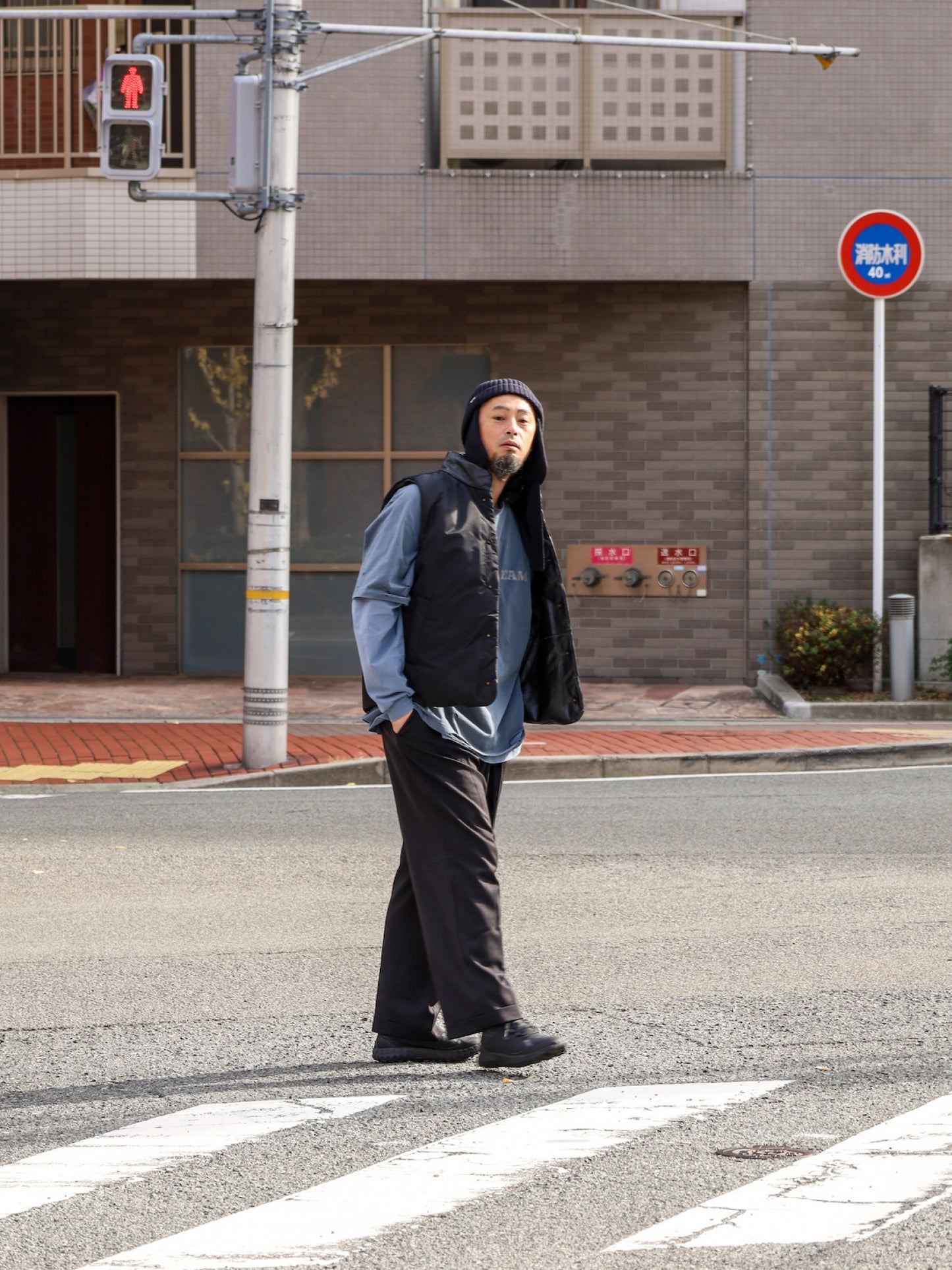 EXELEZA REV VEST / Black