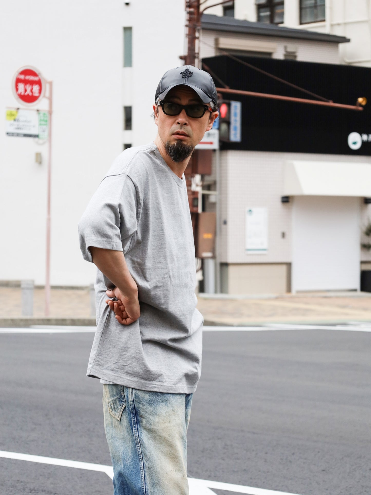 NEW BASIC SS TEE / Grey