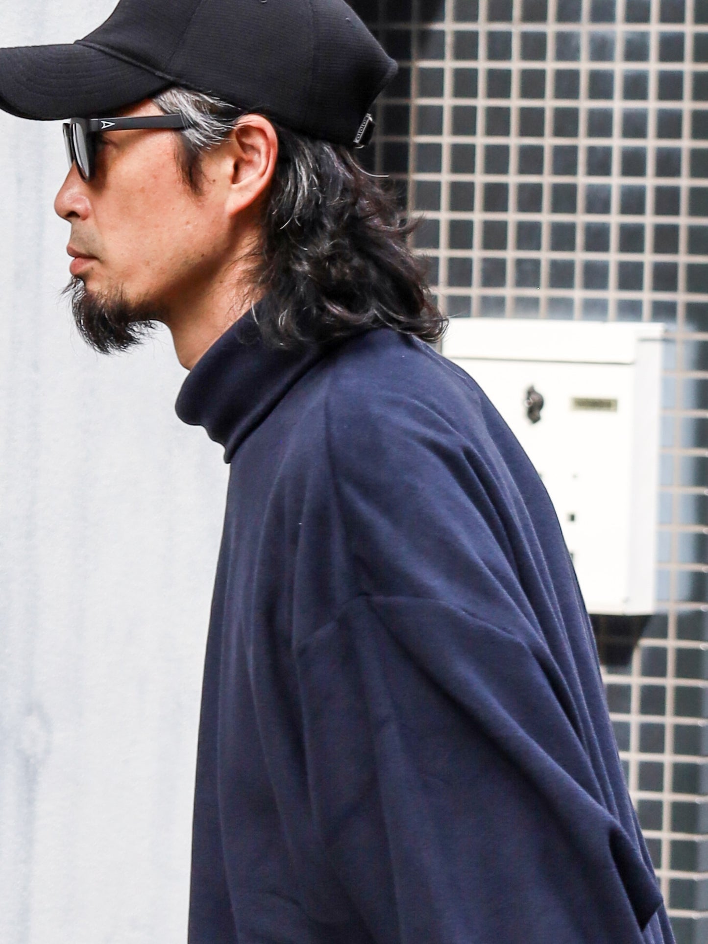 TURTLE FLEECE LS TEE / Navy