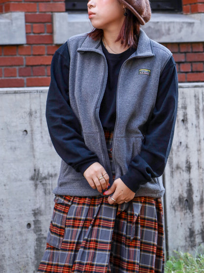 MEN'S MOUNTAIN CLASSIC FLEECE VEST / Charcoal heather