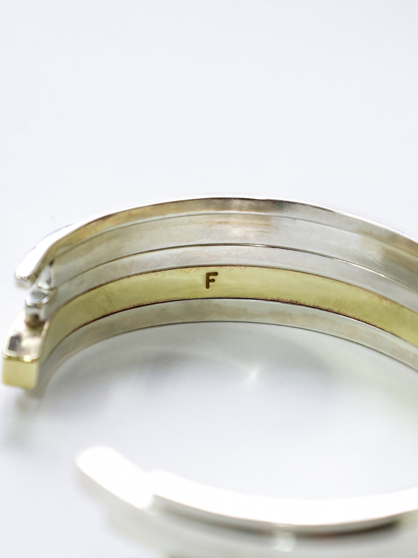 UNEVEN BARS BANGLE(Middle) / Silver × Brass
