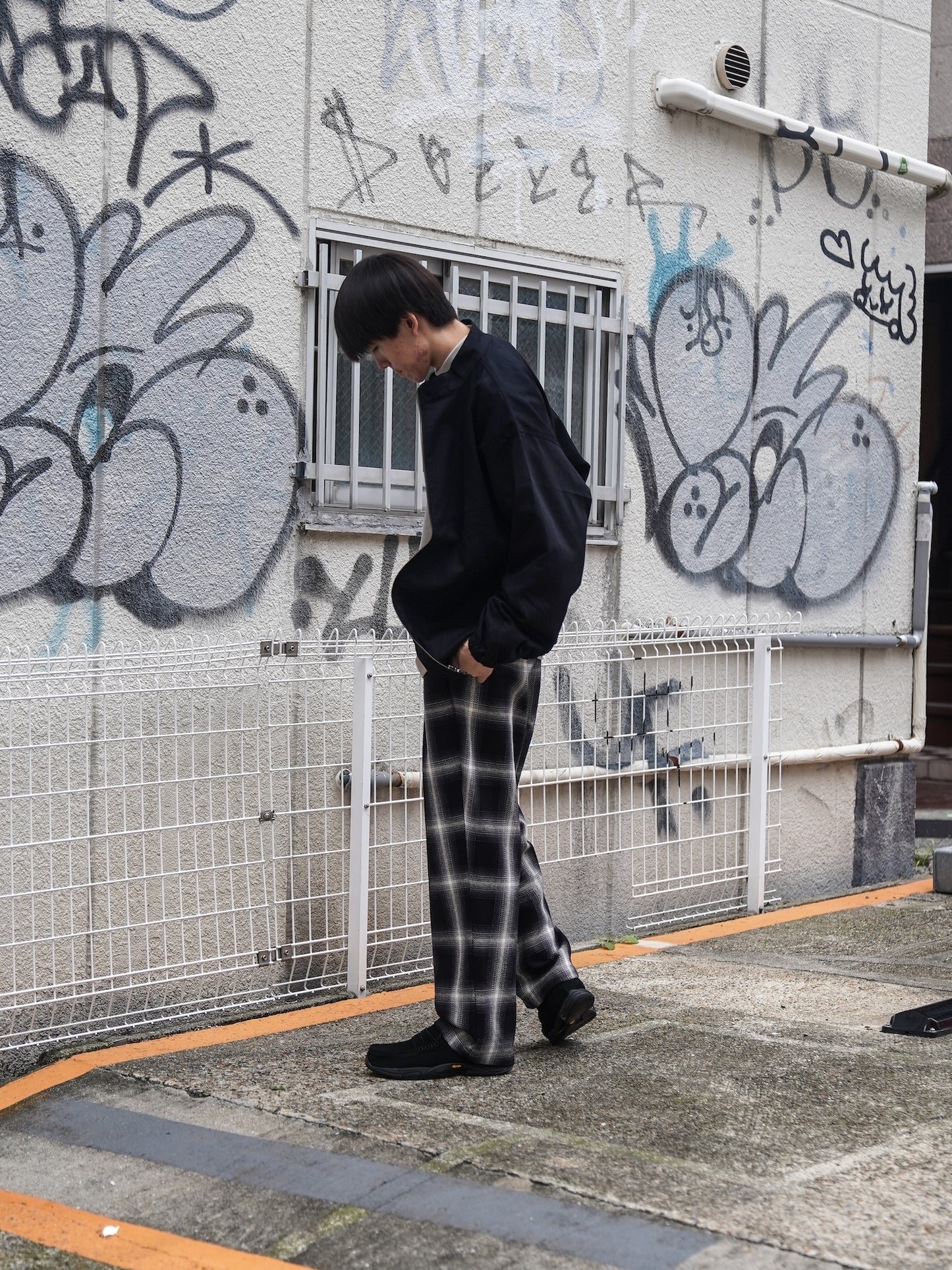 10/2 ヘビーツイル オンブレチェック 2タックワイドパンツ / Ombre check