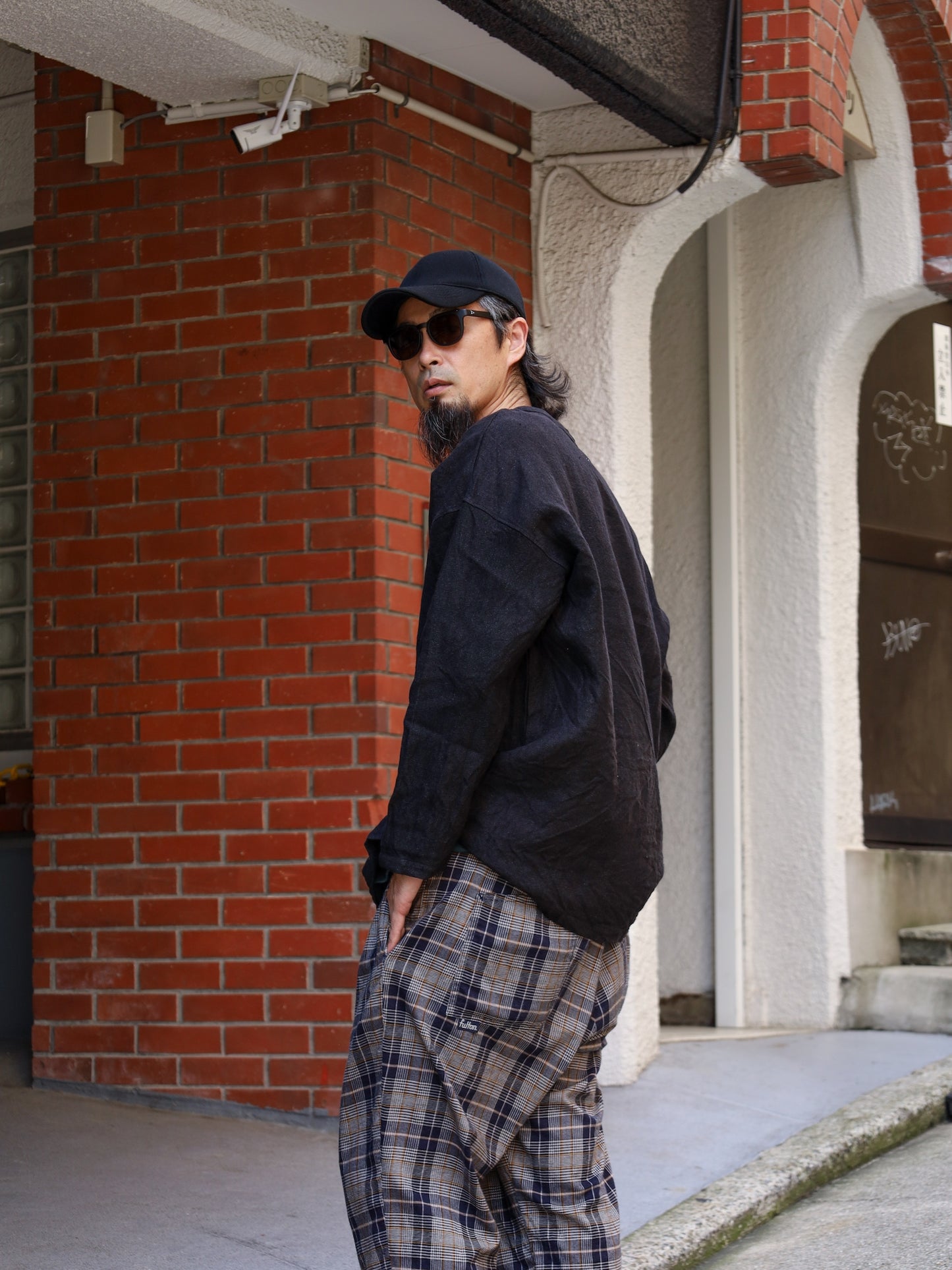 "fulton × CRANK PROJECTS" ハードリネンキャンバスファットシャツ / ブラック